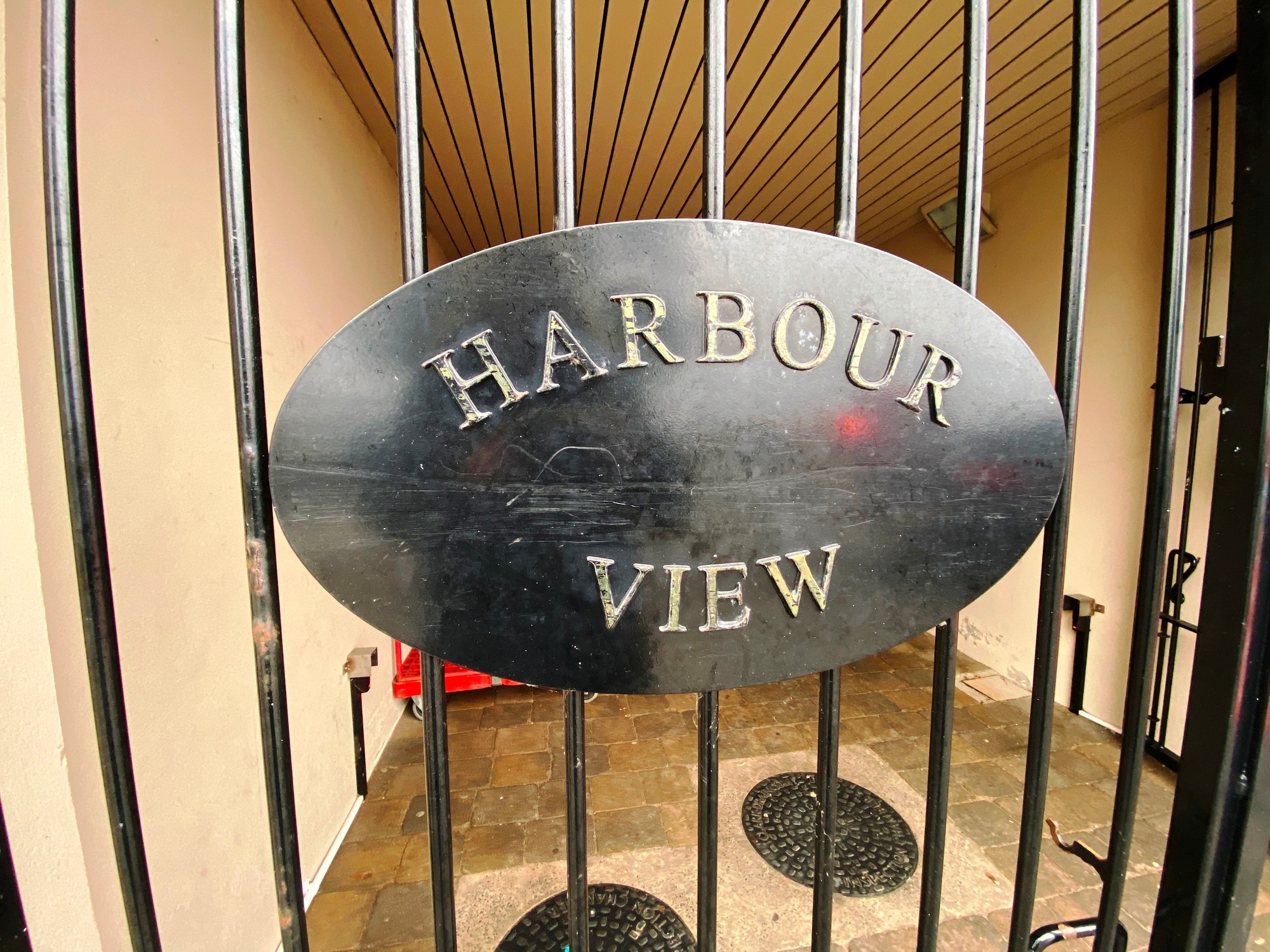 9 Harbour View Apartments